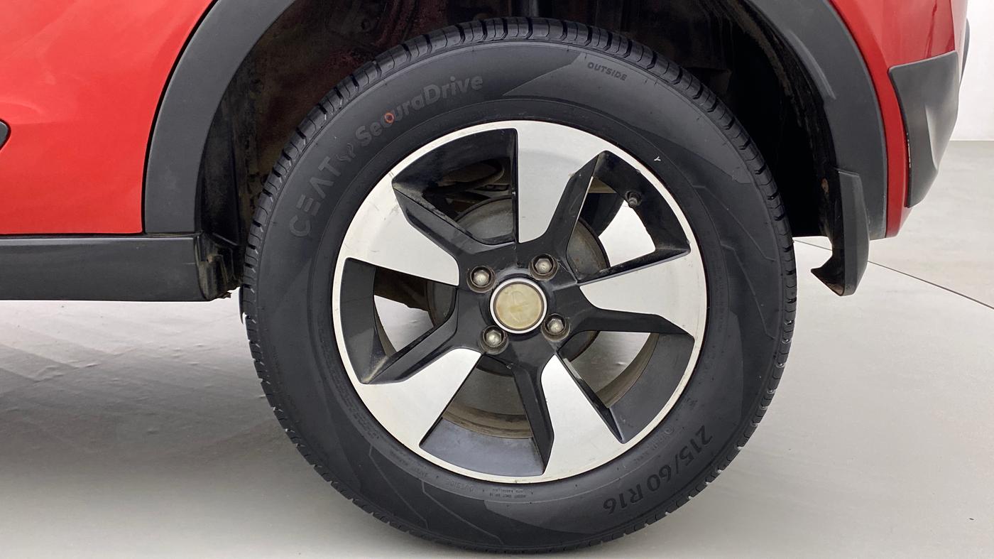 2017 Tata NEXON XZ+ 1.2, Petrol, Manual, 67,868 km, Left Rear Wheel