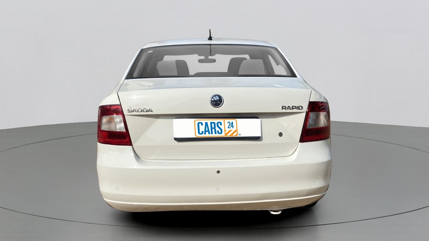 2016 Skoda Rapid 1.5 TDI AT STYLE PLUS BLACK PACKAGE, Diesel, Automatic, 97,782 km, Back/Rear