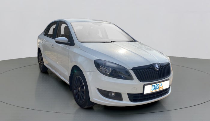 2016 Skoda Rapid 1.5 TDI AT STYLE PLUS BLACK PACKAGE, Diesel, Automatic, 97,782 km, SRP