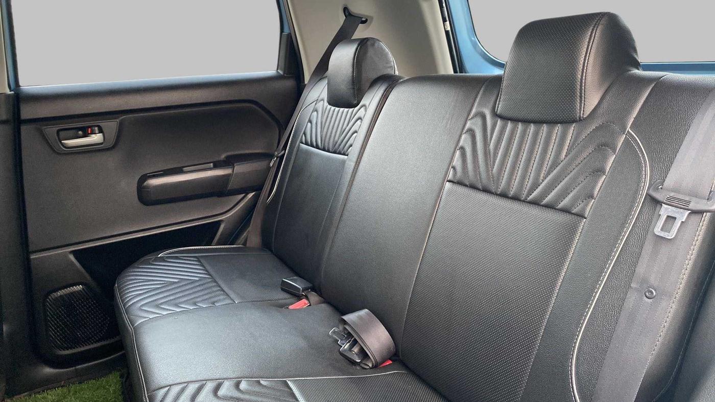 2019 Maruti New Wagon-R VXI 1.2L, Petrol, Manual, 17,645 km, Right Side Rear Door Cabin