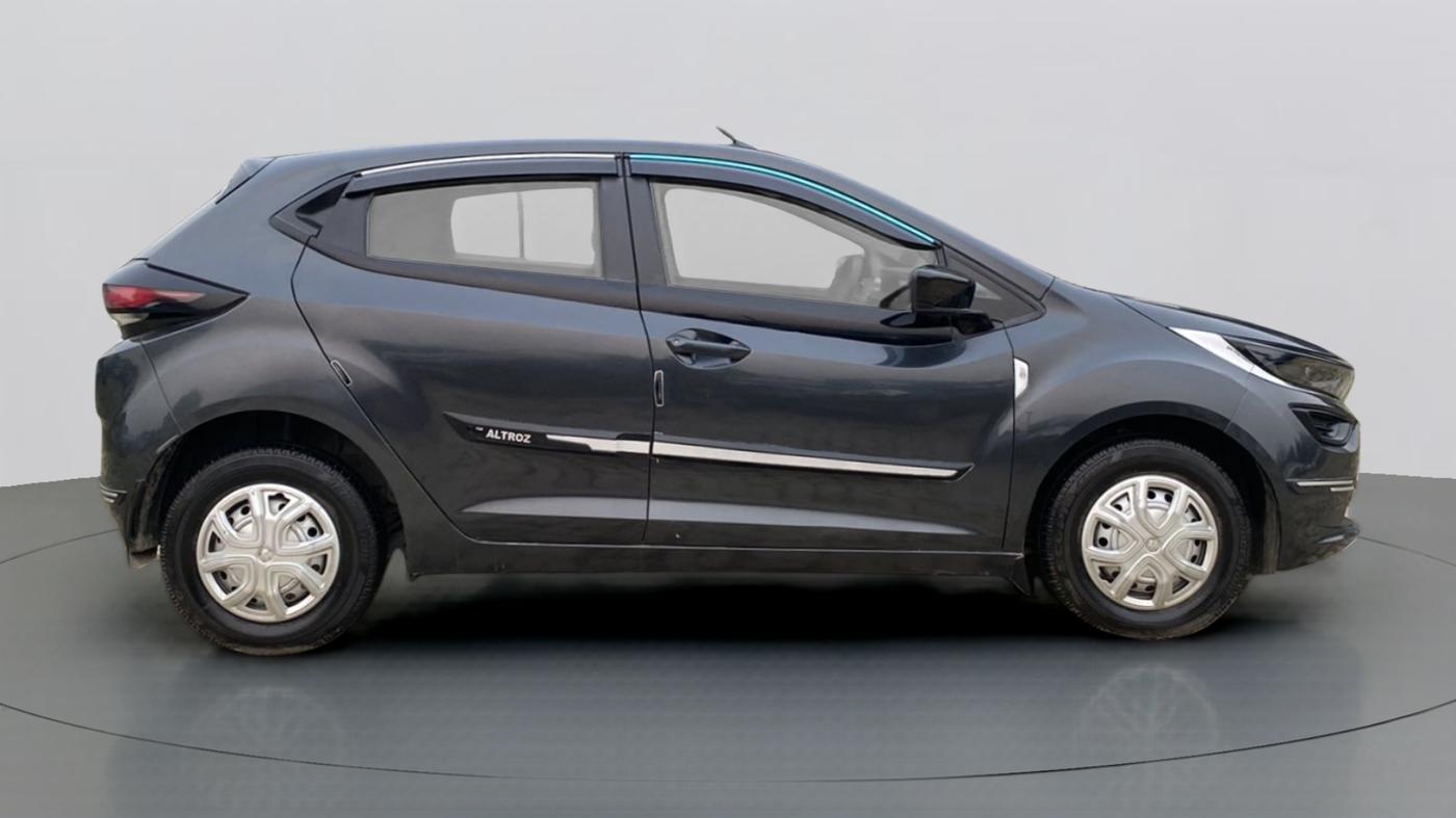 2020 Tata ALTROZ XM 1.2, Petrol, Manual, 31,832 km, Right Side View