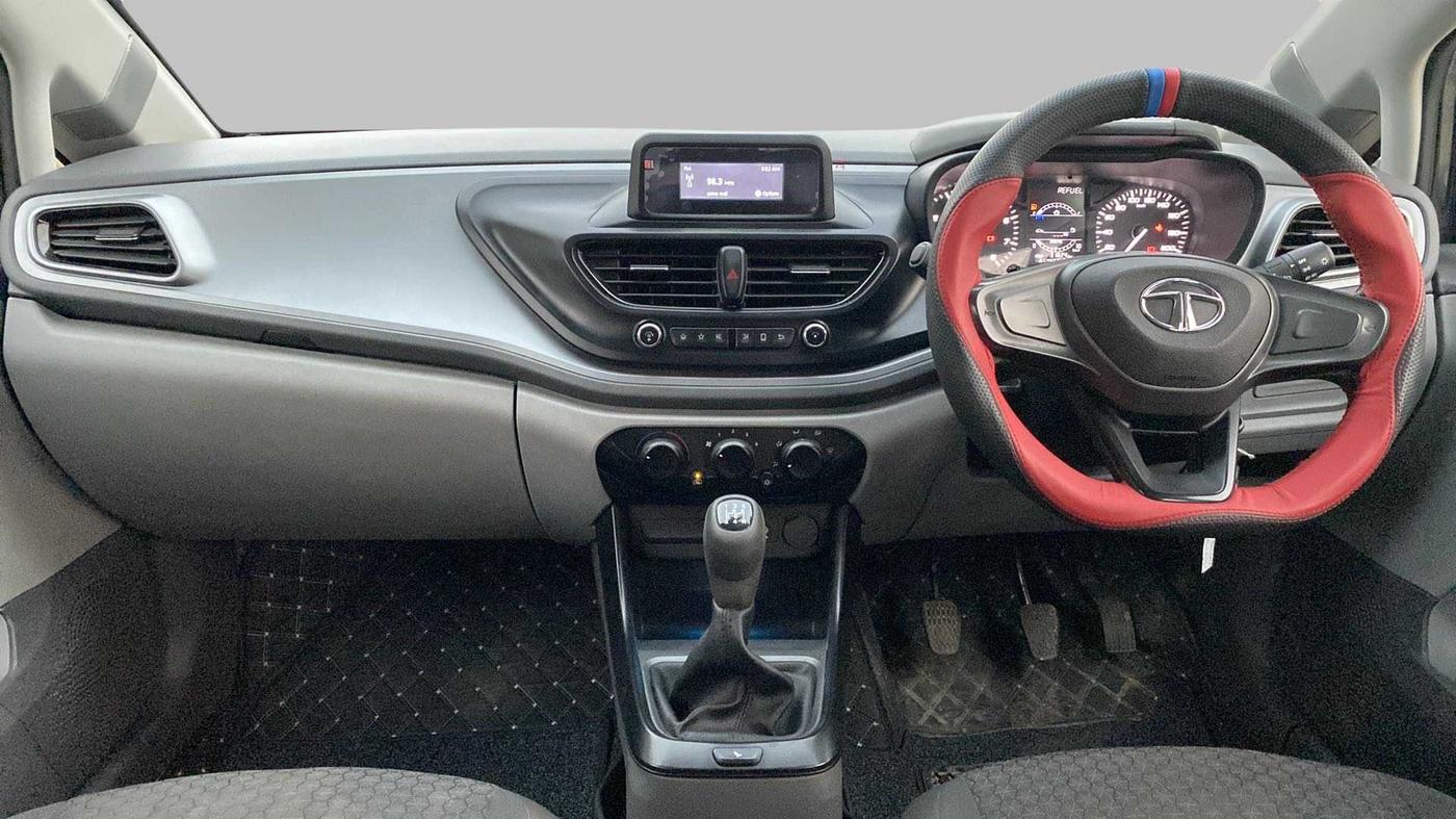 2020 Tata ALTROZ XM 1.2, Petrol, Manual, 31,832 km, Dashboard