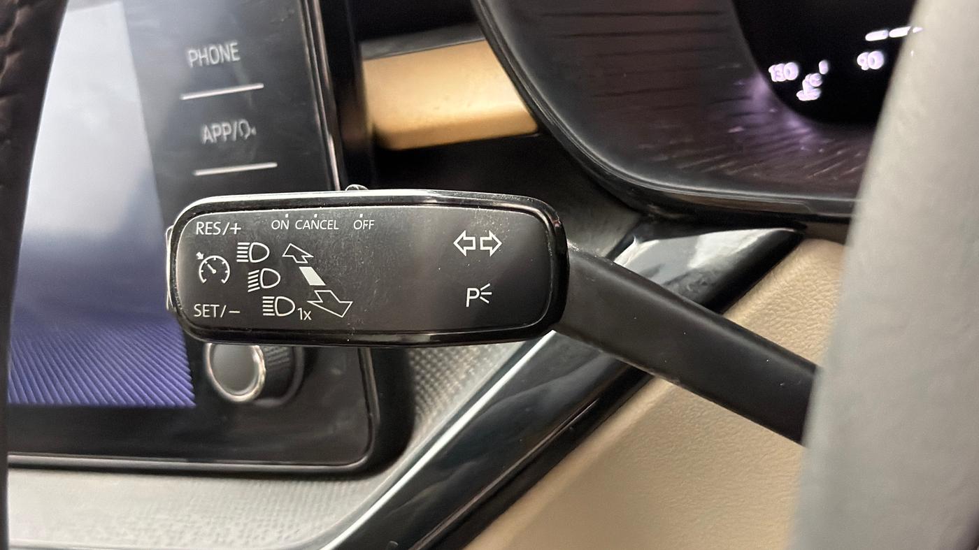 2023 Skoda SLAVIA STYLE 1.5L TSI DSG, Petrol, Automatic, 36,590 km, Adaptive Cruise Control