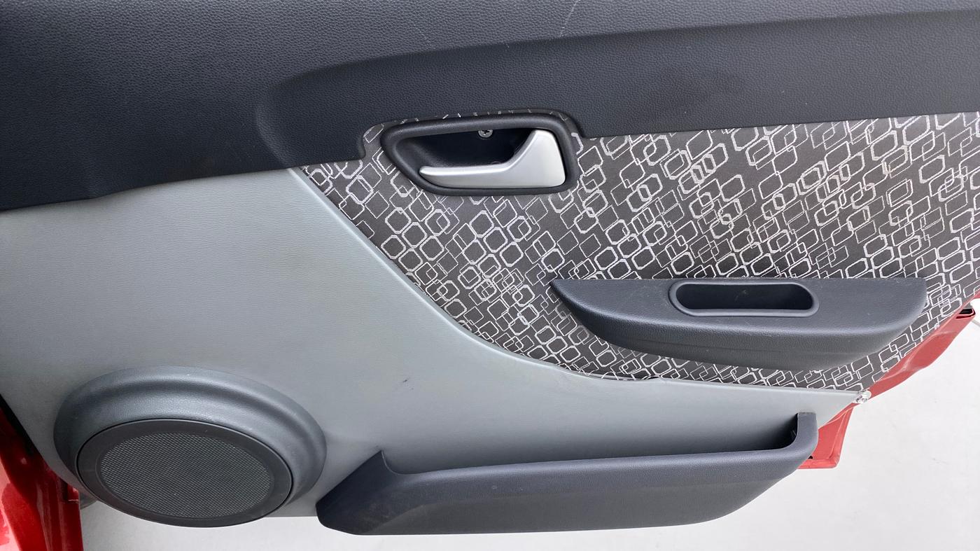 2018 Maruti Alto 800 LXI, Petrol, Manual, 8,423 km, Driver Side Door Panels Control