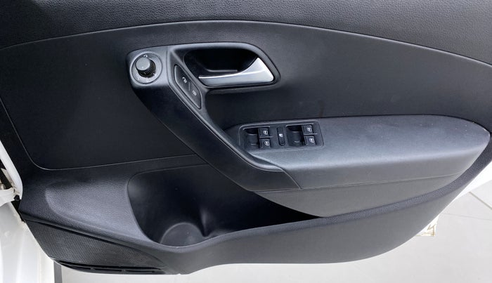 2021 Volkswagen Polo GT TSI AT 1.0, Petrol, Automatic, 78,065 km, Driver Side Door Panels Control