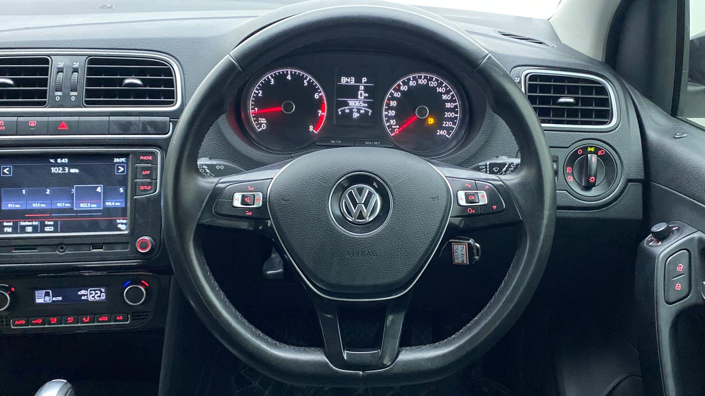 2021 Volkswagen Polo GT TSI AT 1.0, Petrol, Automatic, 78,065 km, Steering Wheel Close Up