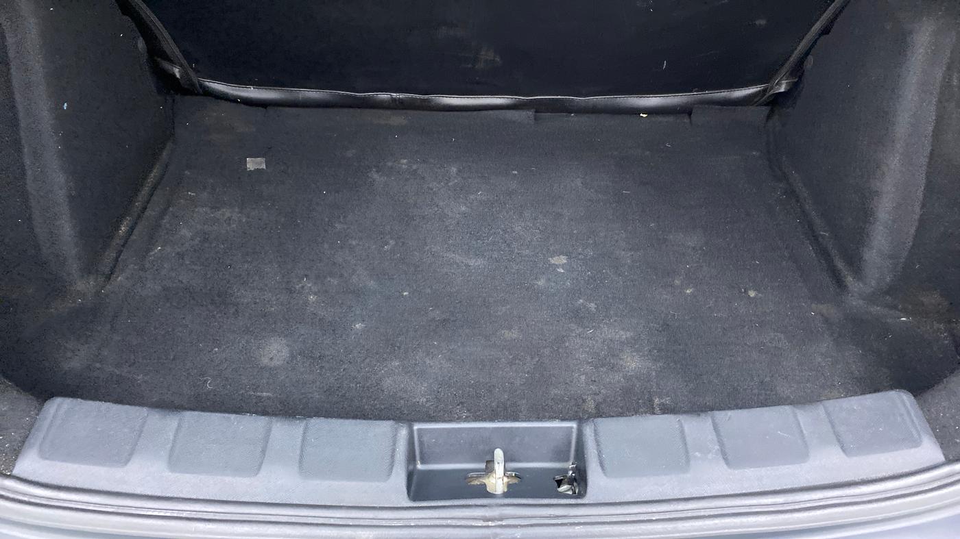 2018 Tata NEXON XE, Petrol, Manual, 31,014 km, Boot Inside