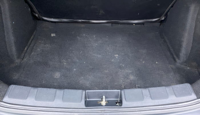 2018 Tata NEXON XE, Petrol, Manual, 31,014 km, Boot Inside