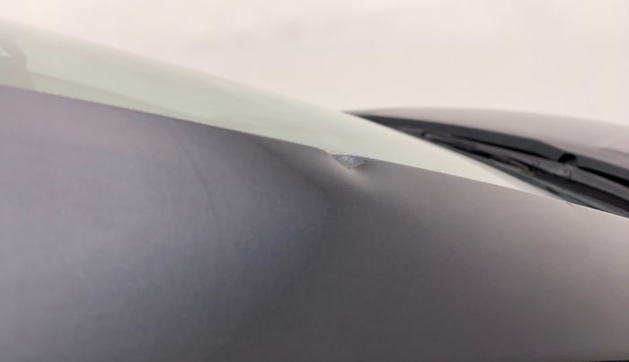 2018 Tata NEXON XE, Petrol, Manual, 31,014 km, Right A pillar - Slightly dented