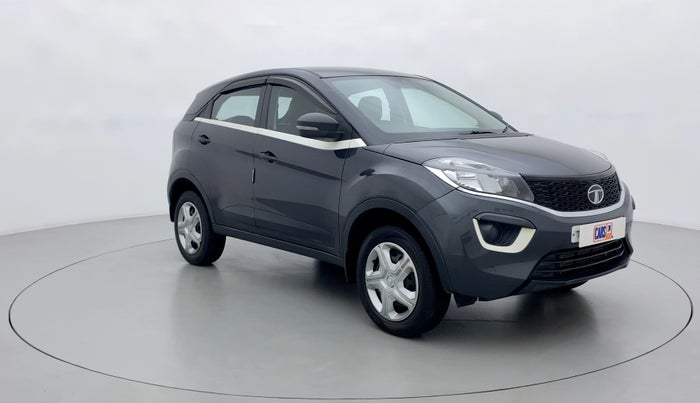 2018 Tata NEXON XE, Petrol, Manual, 31,014 km, Right Front Diagonal