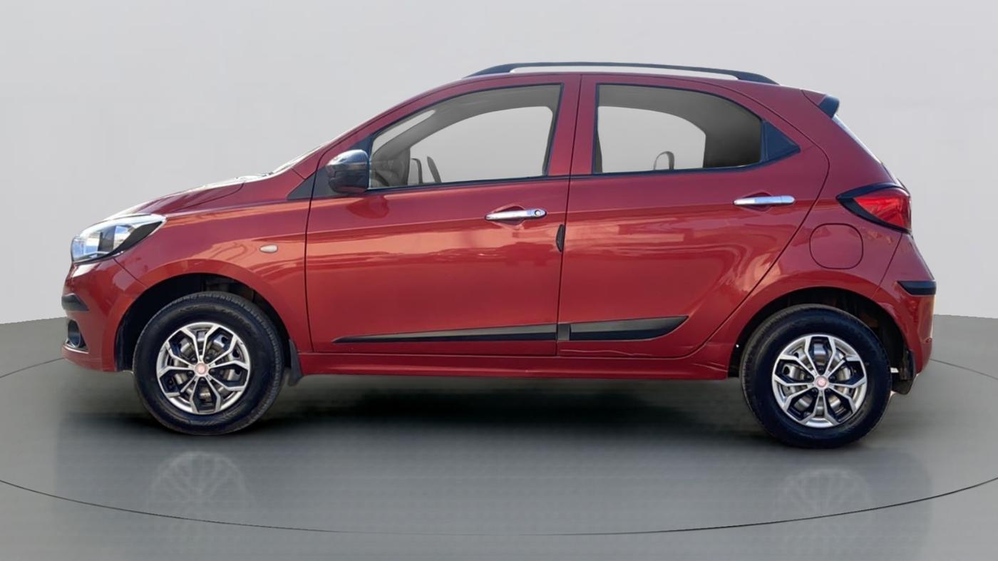 2018 Tata Tiago XM 1.2 REVOTRON, Petrol, Manual, 77,401 km, Left Side