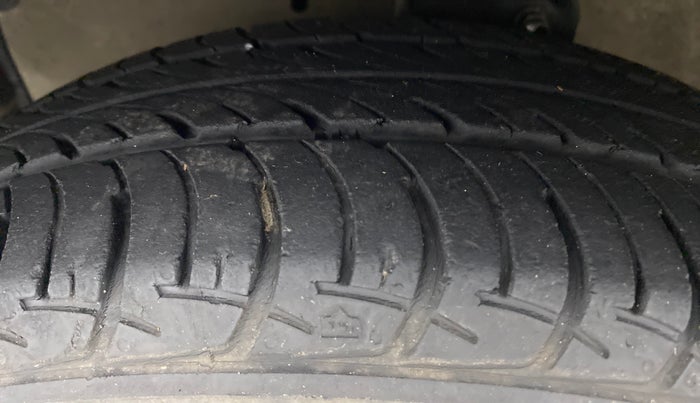 2018 Maruti Celerio ZXI AMT (O), Petrol, Automatic, 30,950 km, Left Front Tyre Tread