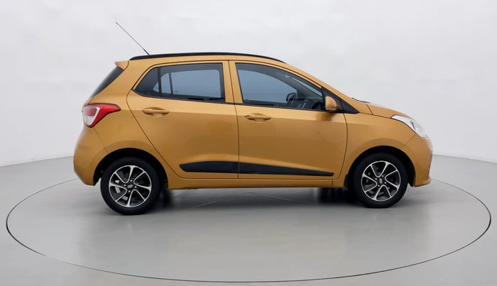 2017 Hyundai Grand i10 SPORTZ (O) 1.2 AT VTVT, Petrol, Automatic, 38,616 km, Right Side View