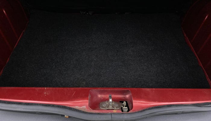 2015 Renault Kwid RXT, Petrol, Manual, 32,853 km, Boot Inside