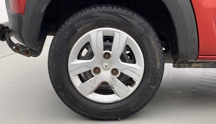 2015 Renault Kwid RXT, Petrol, Manual, 32,853 km, Right Rear Wheel