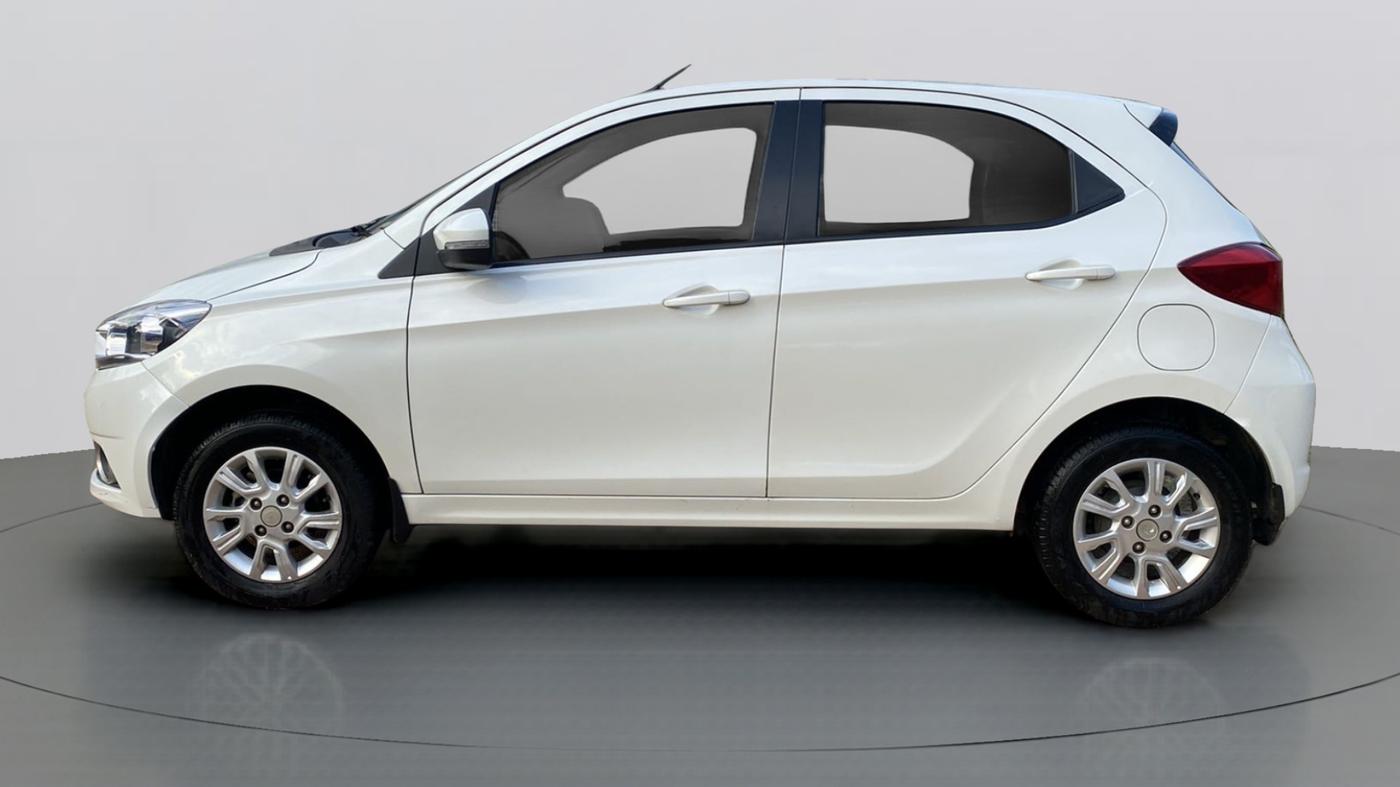 2017 Tata Tiago XZ 1.2 REVOTRON, Petrol, Manual, 31,887 km, Left Side