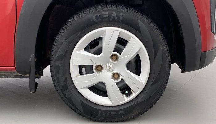 2018 Renault Kwid RXT, Petrol, Manual, 27,544 km, Right Front Wheel