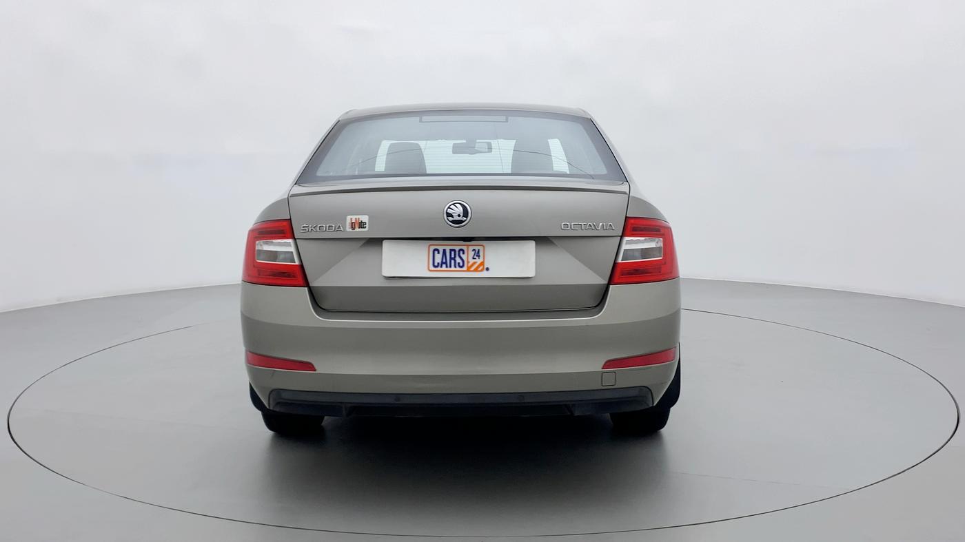 2016 Skoda Octavia 1.8 TSI STYLE PLUS AT, Petrol, Automatic, 68,281 km, Back/Rear