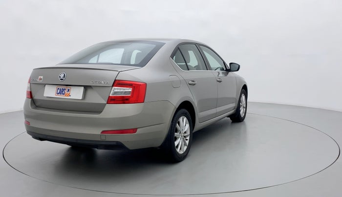 2016 Skoda Octavia 1.8 TSI STYLE PLUS AT, Petrol, Automatic, 68,281 km, Right Back Diagonal