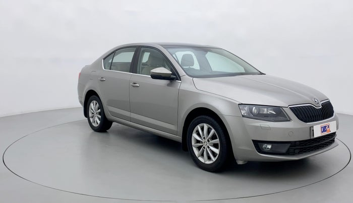2016 Skoda Octavia 1.8 TSI STYLE PLUS AT, Petrol, Automatic, 68,281 km, Right Front Diagonal