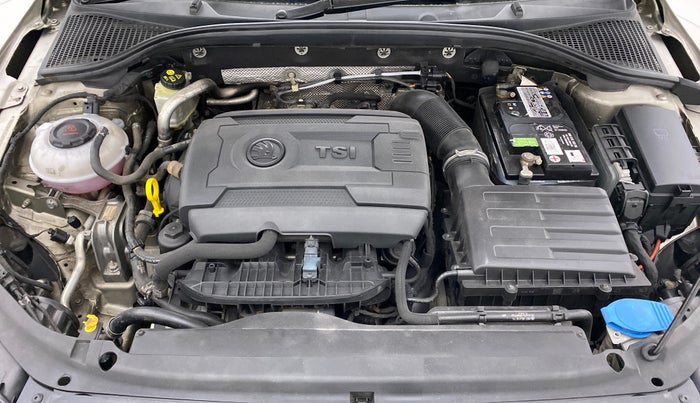 2016 Skoda Octavia 1.8 TSI STYLE PLUS AT, Petrol, Automatic, 68,281 km, Open Bonet