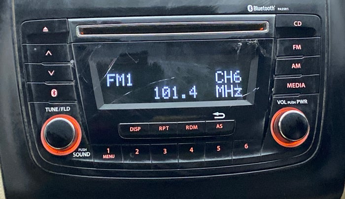 2018 Maruti Dzire VDI, Diesel, Manual, 69,613 km, Infotainment System