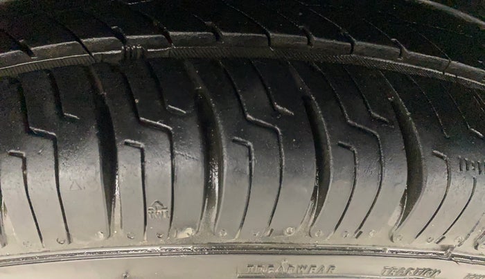 2014 Maruti Swift VDI, Diesel, Manual, 84,501 km, Right Rear Tyre Tread
