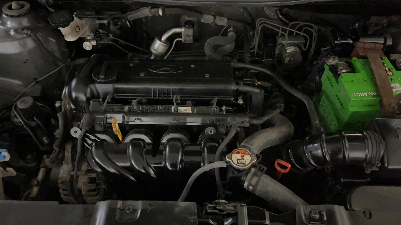 2014 Hyundai Verna FLUIDIC 1.6 VTVT SX AT, Petrol, Automatic, 27,848 km, Engine View