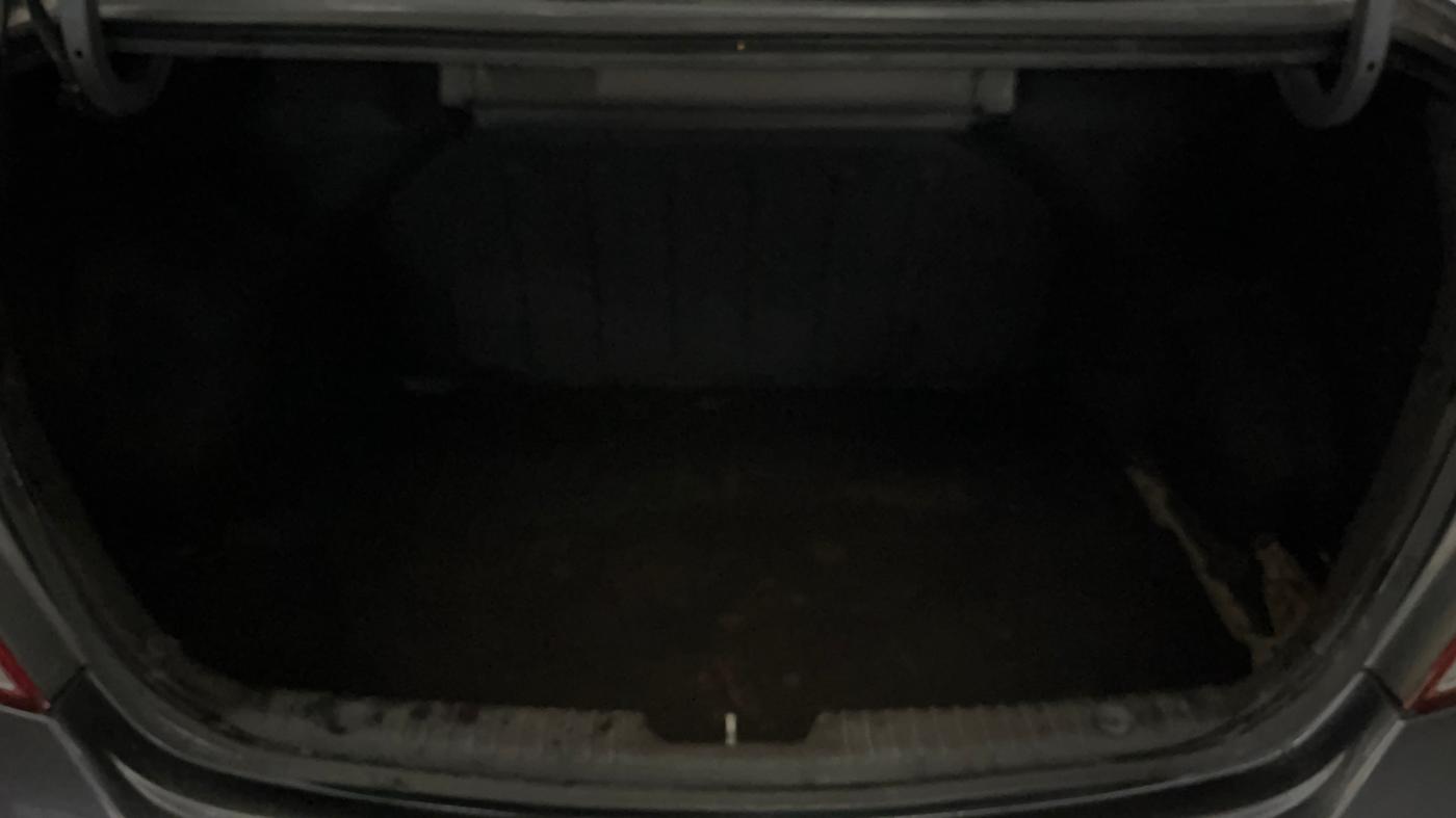 2014 Hyundai Verna FLUIDIC 1.6 VTVT SX AT, Petrol, Automatic, 27,848 km, Boot Inside