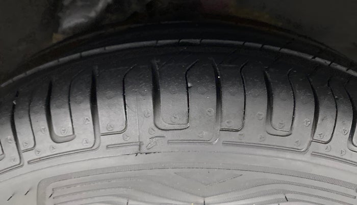 2012 Hyundai i10 MAGNA 1.2 KAPPA2, Petrol, Manual, 34,694 km, Left Rear Tyre Tread