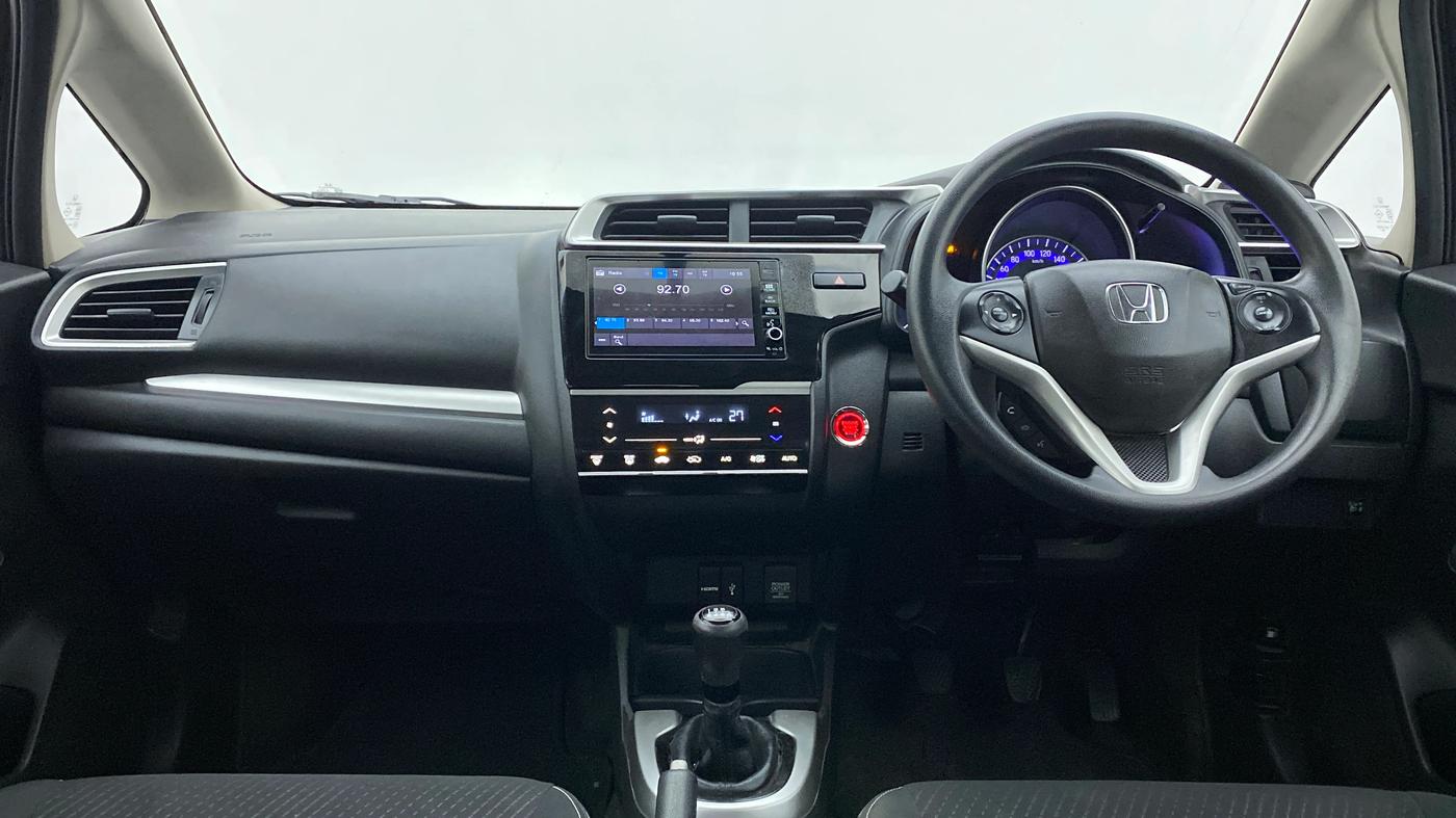2017 Honda WR-V 1.5 i-DTEC VX MT, Diesel, Manual, 53,822 km, Dashboard