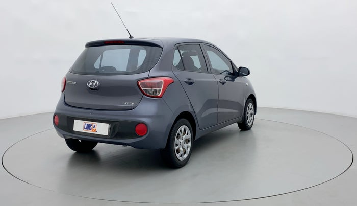 2017 Hyundai Grand i10 magna 1.2 crdi, Diesel, Manual, 95,620 km, Right Back Diagonal