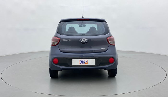 2017 Hyundai Grand i10 magna 1.2 crdi, Diesel, Manual, 95,620 km, Back/Rear