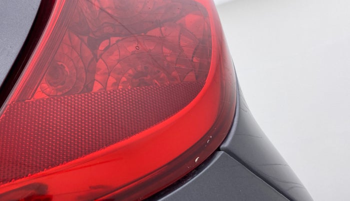2015 Hyundai Eon ERA PLUS, Petrol, Manual, 26,020 km, Right tail light - Minor scratches