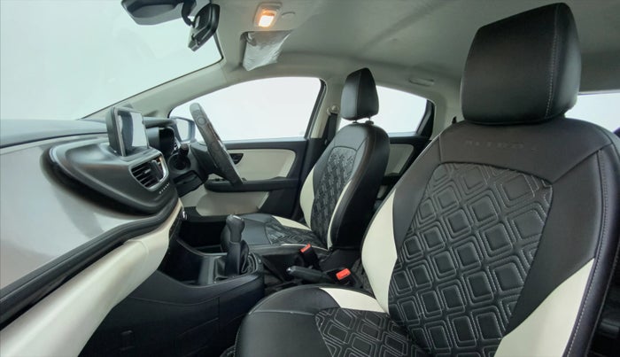 2021 Tata ALTROZ XT 1.2, Petrol, Manual, 19,237 km, Right Side Front Door Cabin