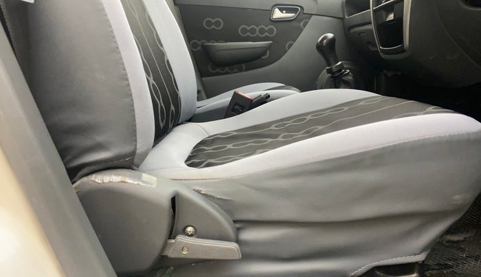 2014 Maruti Alto 800 LXI, Petrol, Manual, 29,292 km, Driver Side Adjustment Panel