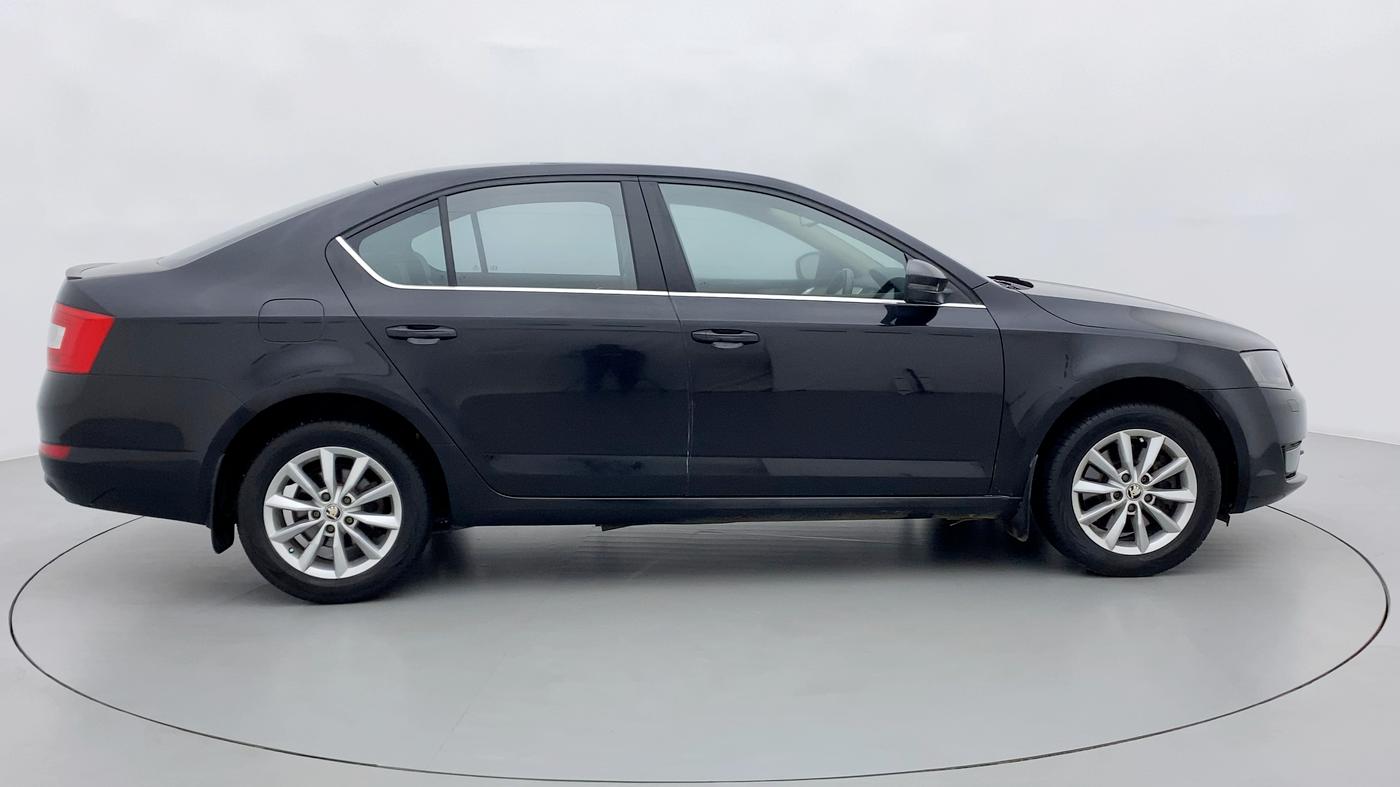 2016 Skoda Octavia 1.8 TSI STYLE PLUS AT, Petrol, Automatic, 59,671 km, Right Side View