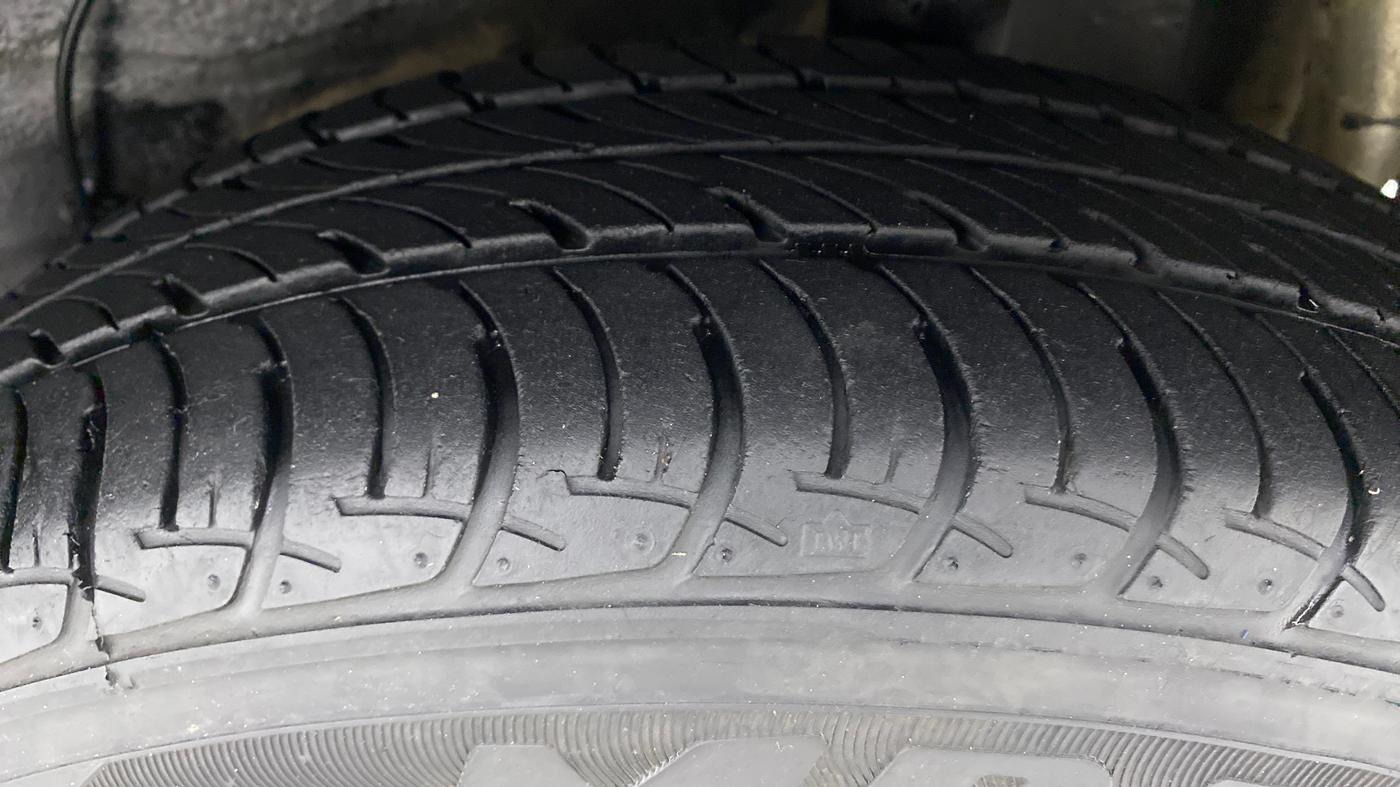 2018 Maruti Celerio VXI AMT (O), Petrol, Automatic, 33,769 km, Left Rear Tyre Tread
