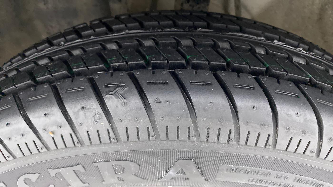 2018 Nissan Micra Active XV, Petrol, Manual, 26,710 km, Left Front Tyre Tread