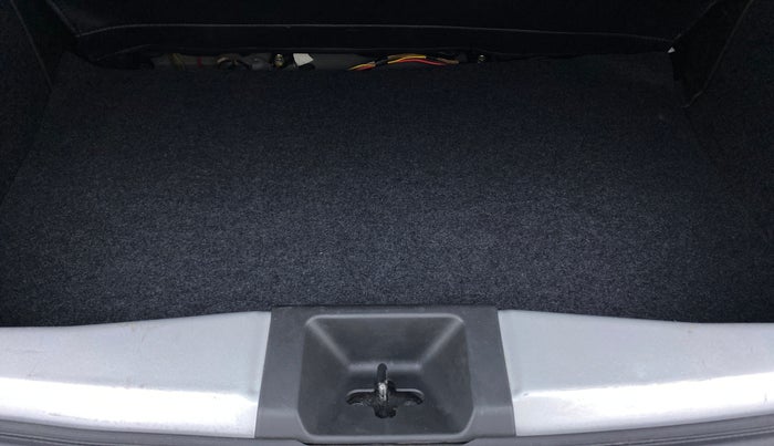 2018 Nissan Micra Active XV, Petrol, Manual, 26,710 km, Boot Inside