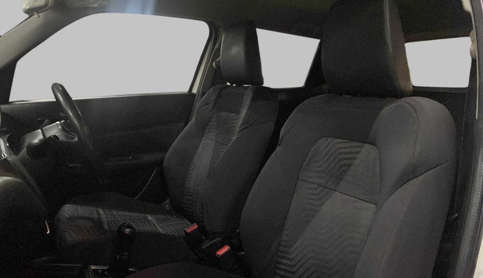2018 Maruti Swift VXI, Petrol, Manual, 92,301 km, Right Side Front Door Cabin