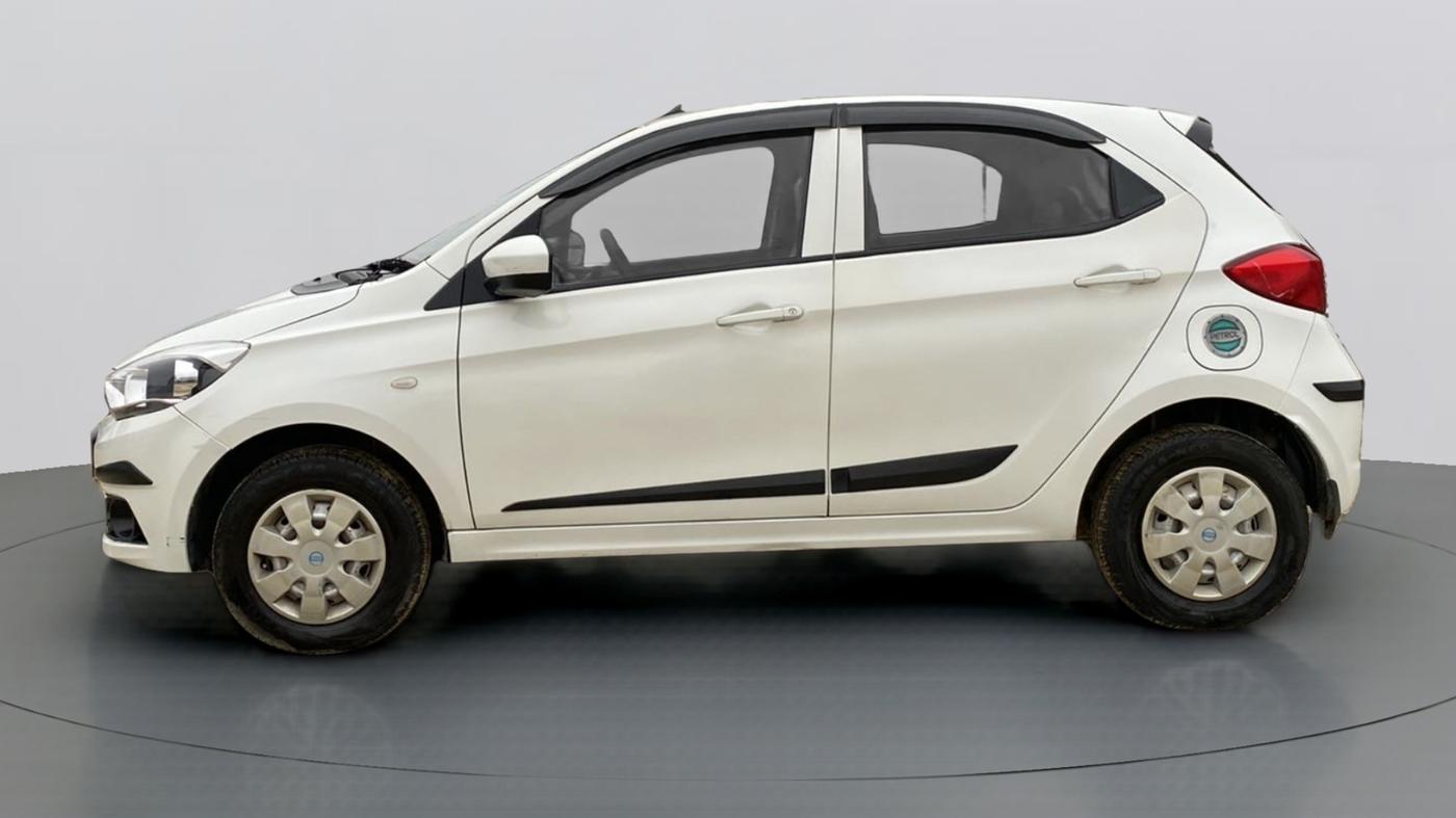 2019 Tata Tiago XM 1.2 REVOTRON, Petrol, Manual, 61,488 km, Left Side