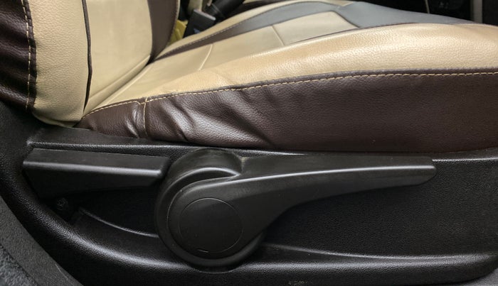 2015 Tata Zest XT RT, Petrol, Manual, 48,207 km, Driver Side Adjustment Panel