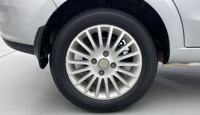 2015 Tata Zest XT RT, Petrol, Manual, 48,207 km, Right Rear Wheel