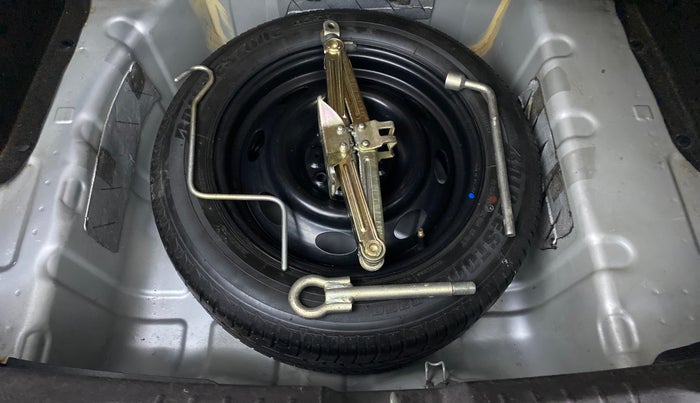 2015 Tata Zest XT RT, Petrol, Manual, 48,207 km, Spare Tyre