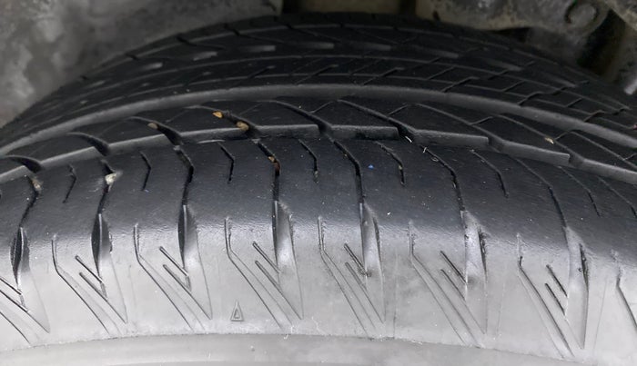 2021 Tata Safari XZ+ 2.0 KRYOTEC, Diesel, Manual, 19,849 km, Right Rear Tyre Tread