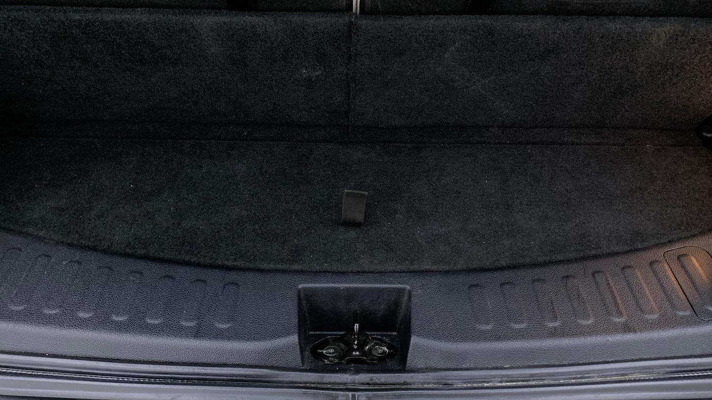 2021 Tata Safari XZ+ 2.0 KRYOTEC, Diesel, Manual, 19,849 km, Boot Inside