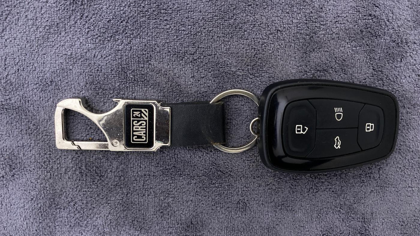 2021 Tata Safari XZ+ 2.0 KRYOTEC, Diesel, Manual, 19,849 km, Key Close Up
