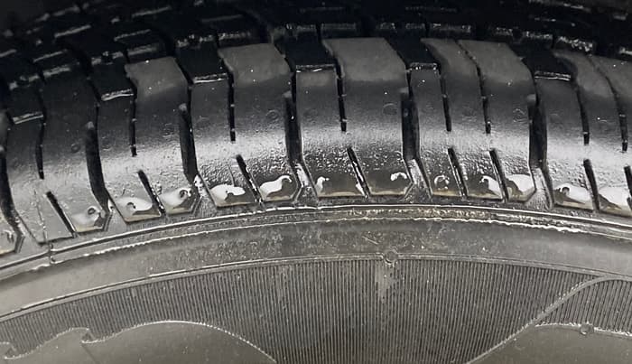 2018 Hyundai Eon ERA +, Petrol, Manual, 43,354 km, Left Front Tyre Tread