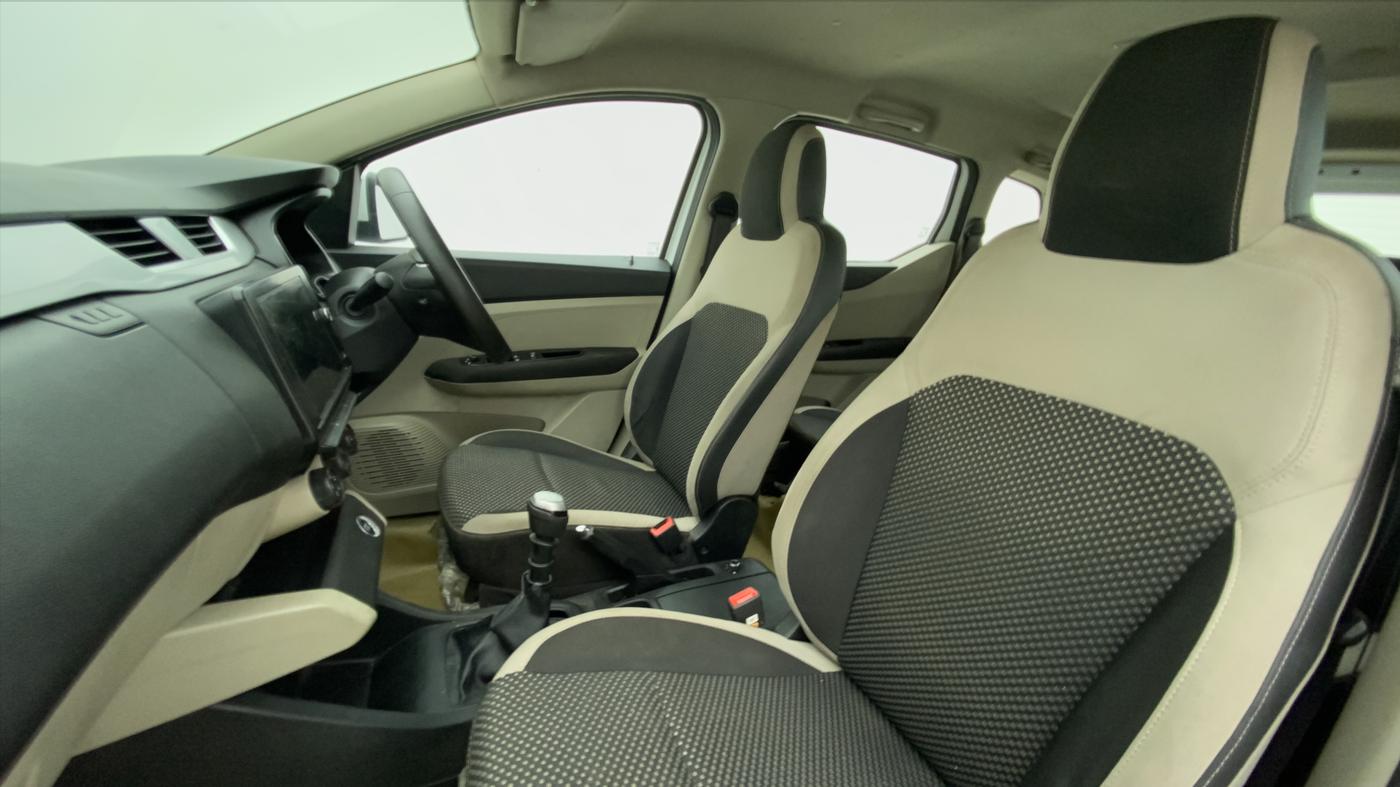 2019 Renault TRIBER 1.0 RXZ, Petrol, Manual, 62,803 km, Right Side Front Door Cabin